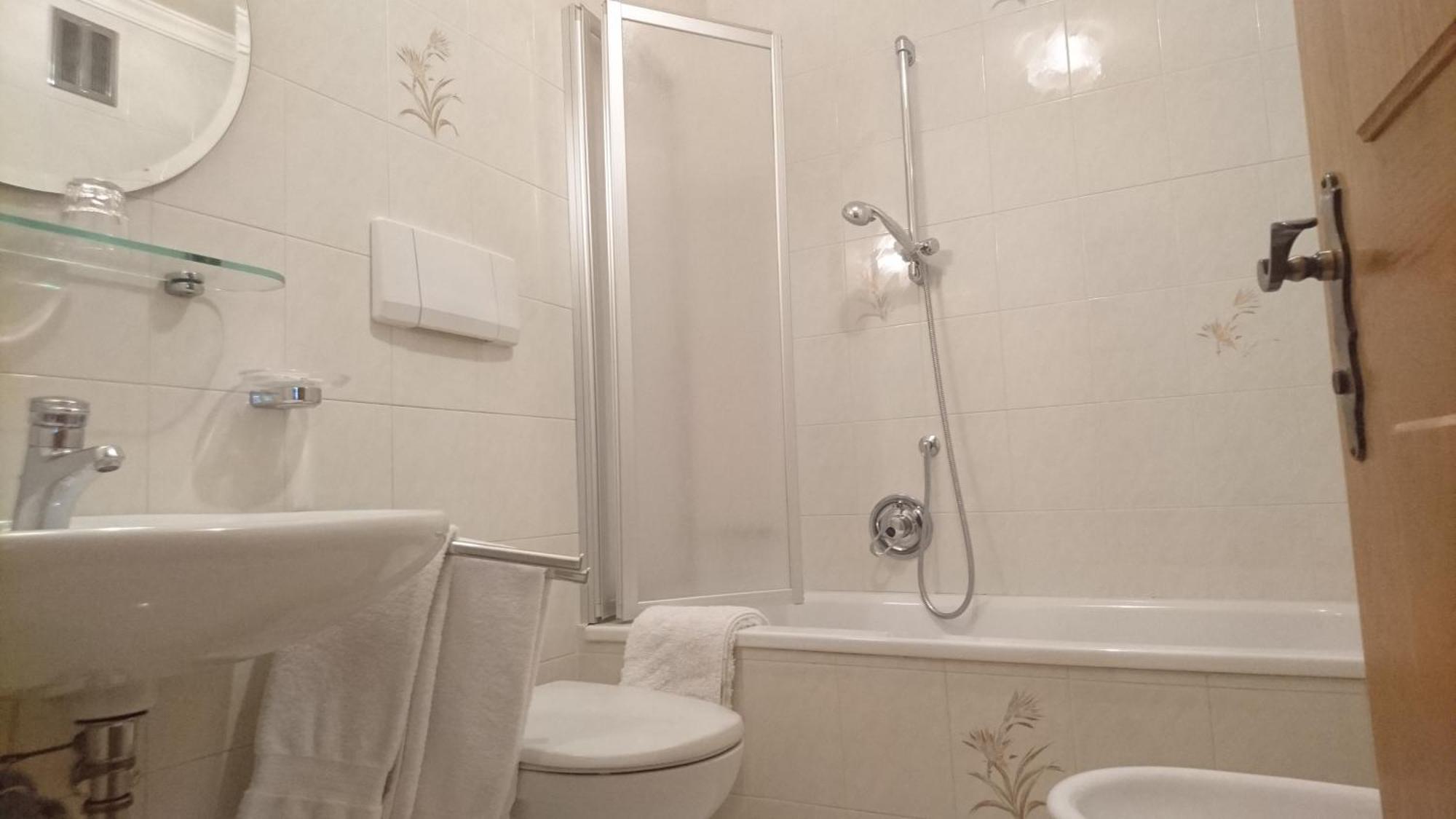 Residence Ploner San Cassiano  Room photo